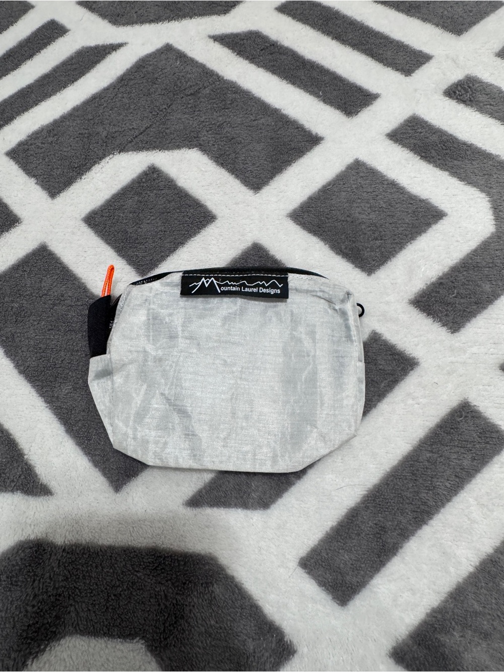 Men's Silver Toiletry Pouch